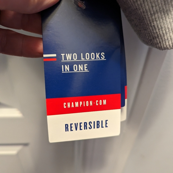 Champion NEW reversible puffer. Size Large - Picture 4 of 6